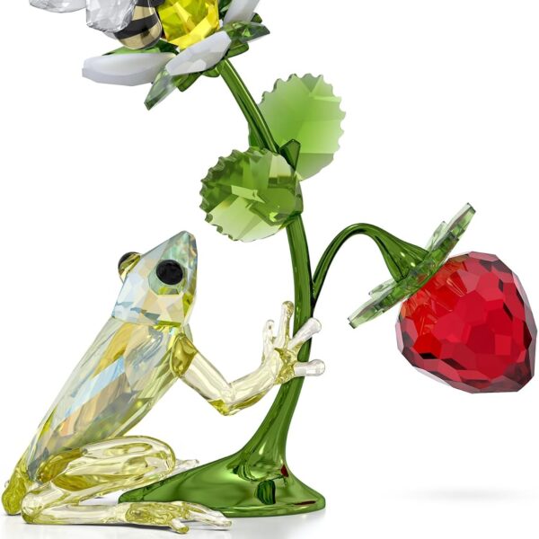 Idyllia Frog, Bee and Strawberry